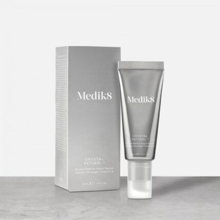 Medik8 CRYSTAL RETINAL 1™ Stabilne i delikatne serum przeciwstarzeniowe 30 ml